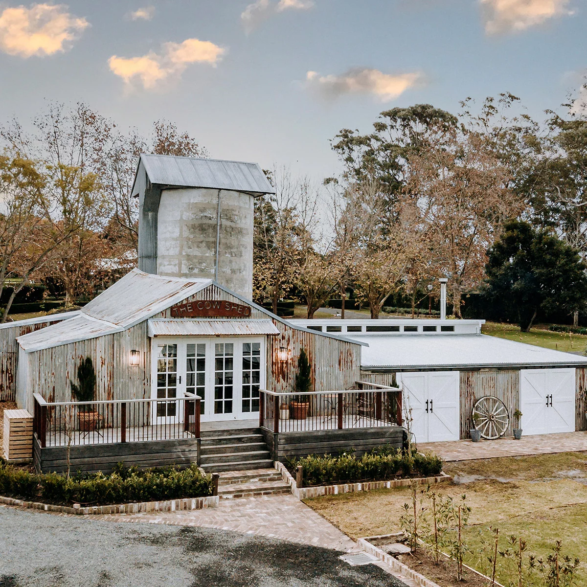 The Homestead Berry NSW | The Cowshed Guest Lounge